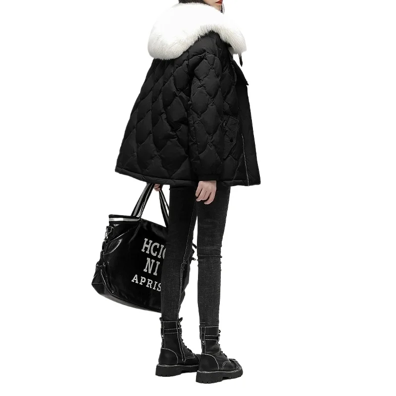 Kurze Daunenjacke aus echtem Fuchspelz mit marineblauem Hals für Damen, Winter 2025, neue koreanische Version, lockerer weißer Entendaunenmantel, weiblich, warme Oberbekleidung