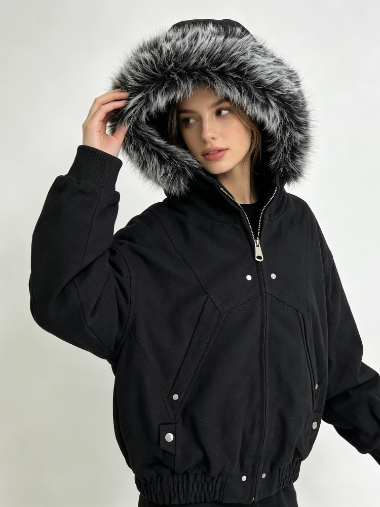 Capucha negra con adornos de piel, chaquetas de bombardero de cosecha para mujer, remache plateado, cremallera, dobladillo elástico, acolchado de invierno, Y2K, abrigo de Parka de calle gótico