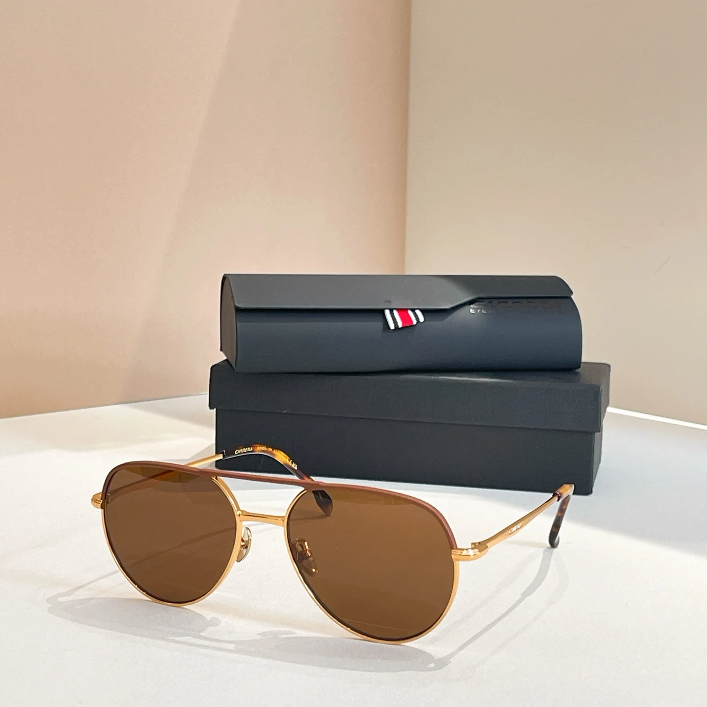 نظارات شمسية كاريرا كلاسيكية عصرية مزدوجة الشعاع من الزجاج المعدني للرجال والنساء، مرايا العلجوم للقيادة الخارجية 311 نظارات شمسية