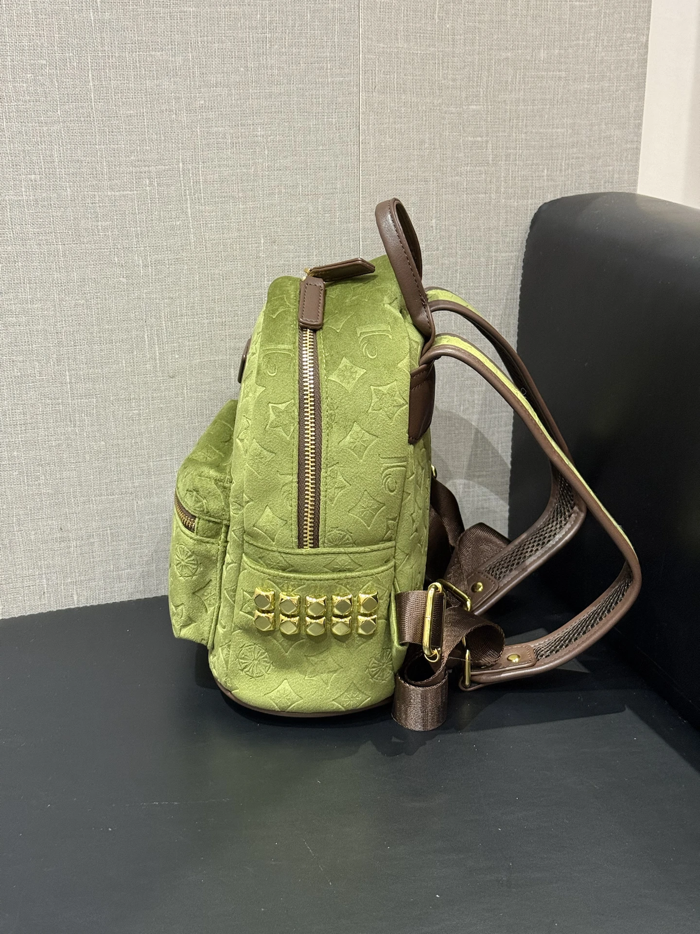 sac-a-dos-pour-femme-mack-jennifer-style-retro-vert-a-motifs-floraux-en-relief-nouveau-modele-2026-polyvalent-pour-les-trajets-quotidiens-et-les-loisirs-decontractes