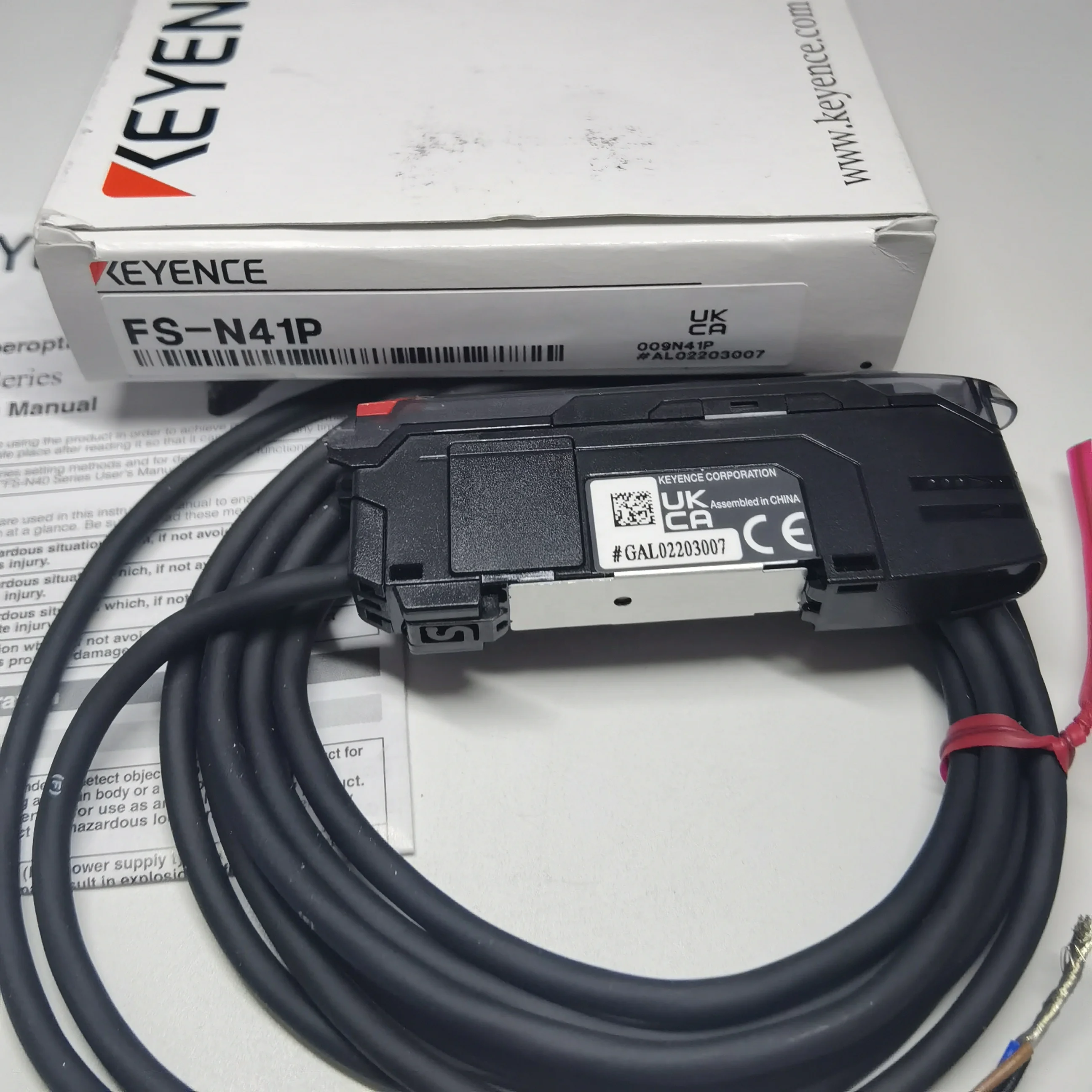 keyence Main Unit M8 Connector Type FS-N41C Digital Fiber Optic Sensor  FS-N40 series