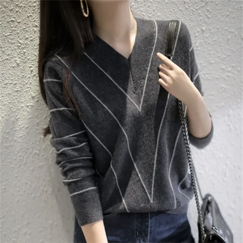 

V-neck Pullover For Women Knitted Sweater Autumn Woman Knitwear Striped Base Tops Loose Commuter Versatile Female Sweater