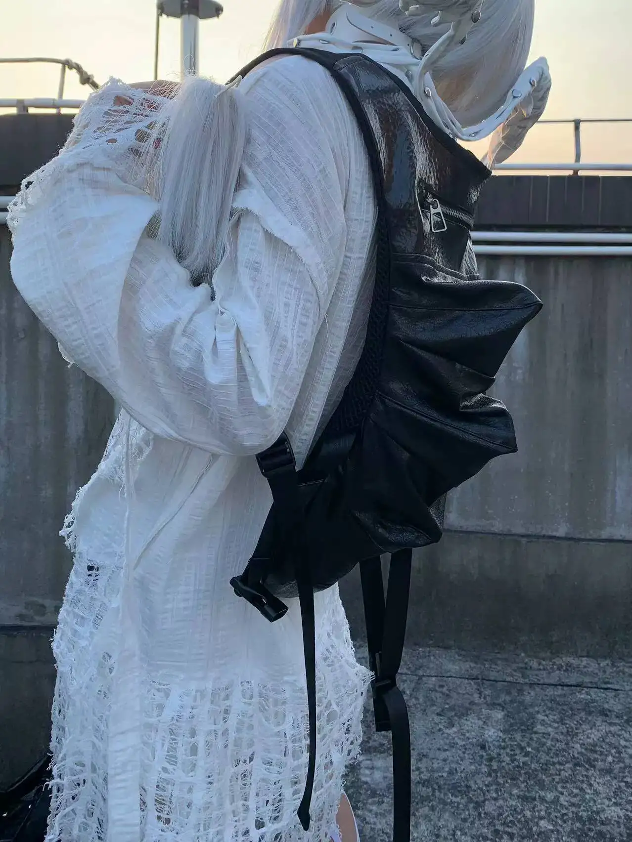 Imitation Leather Backpack Irregular Pleated Drawstring Daily Dark Aesthetic Street Style Shoulder Bag Suitable for Cos-playing