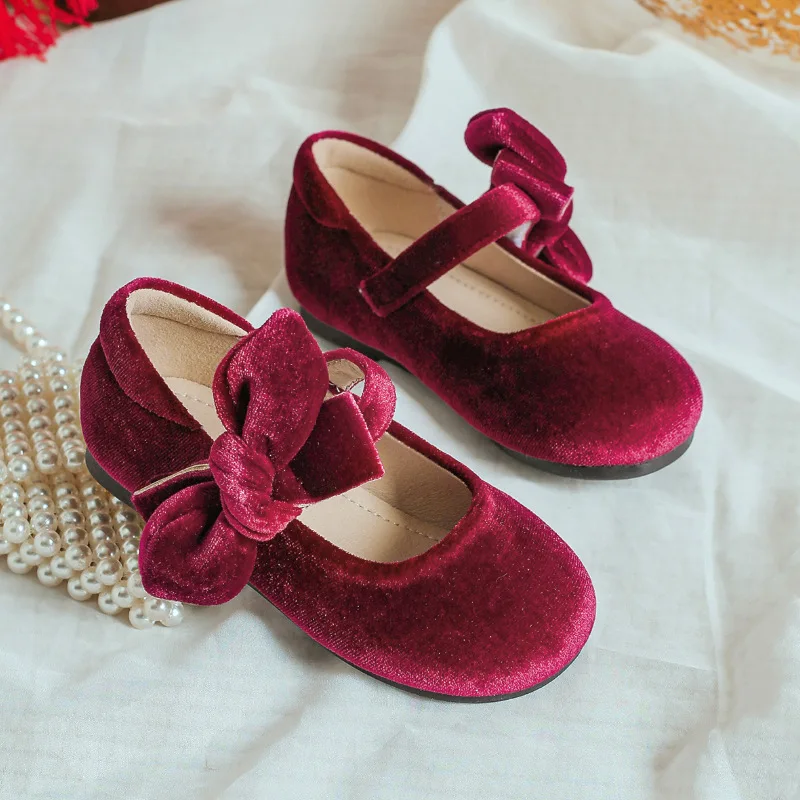 Fashion Baby Girl Princess Velvet Bow Shoes Elegant Child Flat Shoes Soft Bottom Spring Autumn Winter Party Birthday baby Shoes