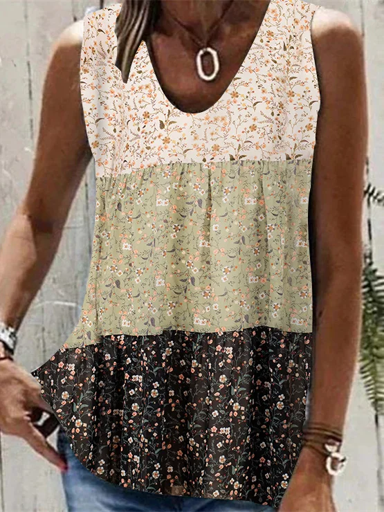 

Plus Size Women Sleeveless V-neck Floral Printed Graphic Top