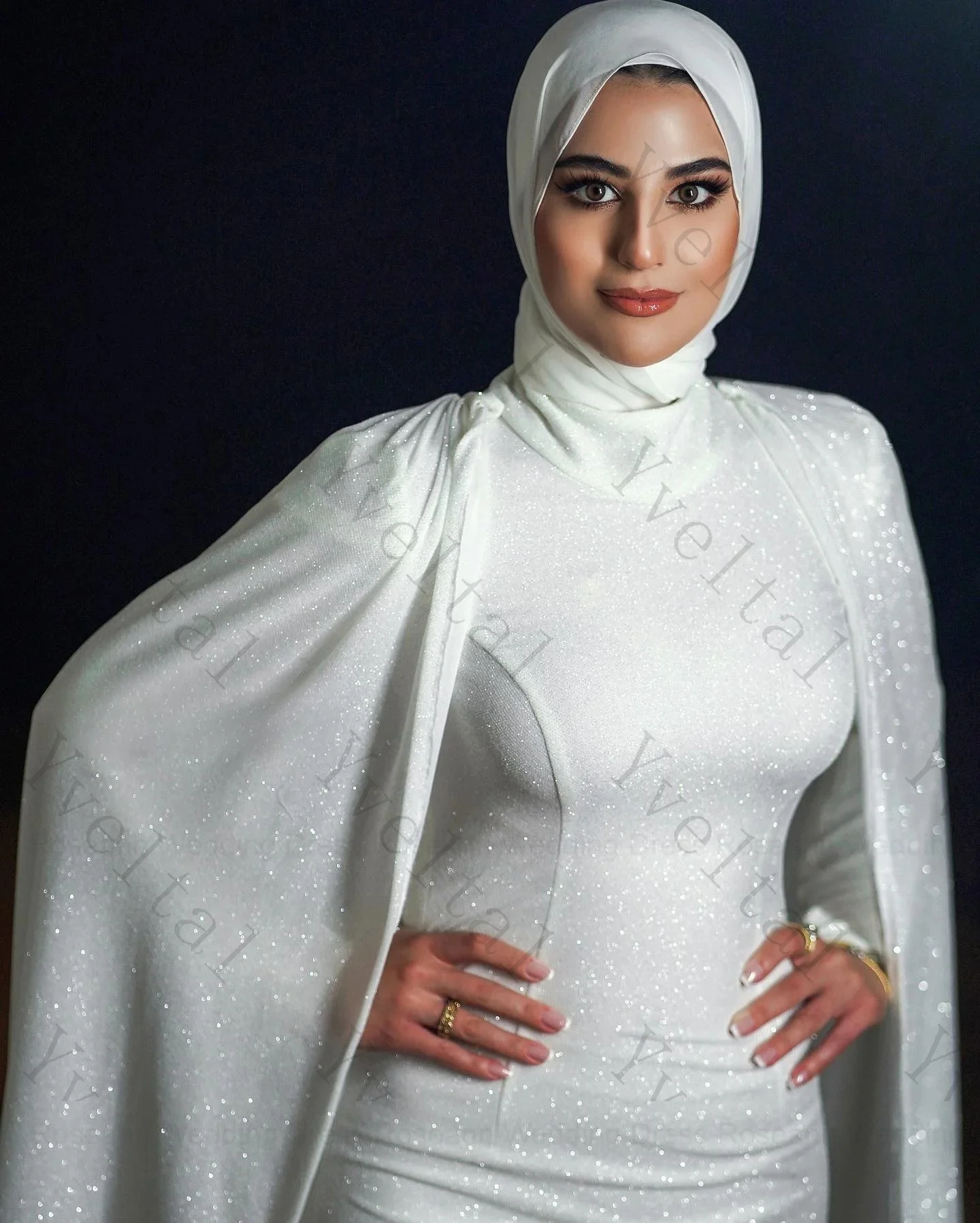 Customized Graceful Muslim Sparkling Sequin Mermaid Wedding Dresses Feathers Bridal Gowns Vestido Corset Designs with Cape