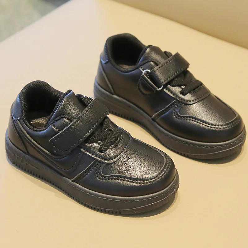 Children's Sneakers2024Spring and Autumn New Boy's Casual Shoes Girls' Black Board Shoes Soft-Soled Shoes for Baby Single