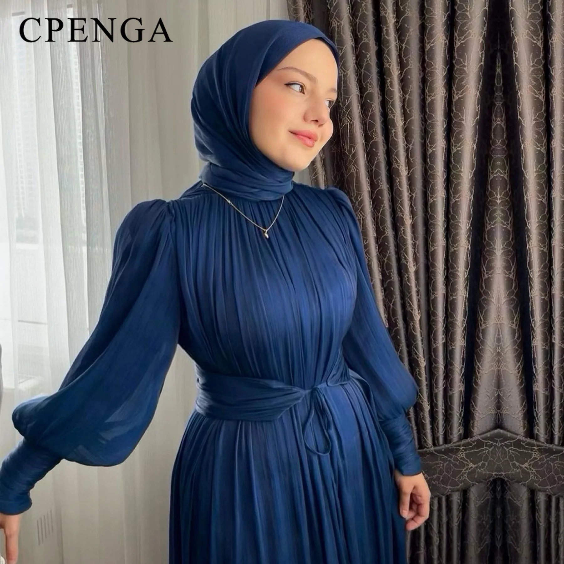 فستان عربي بأكمام مكبل للنساء المسلمات 2025 دبي عباية متواضعة إسلامية عطلة الزي الجديد عادي الاصطناعية الساتان تركيا رداء