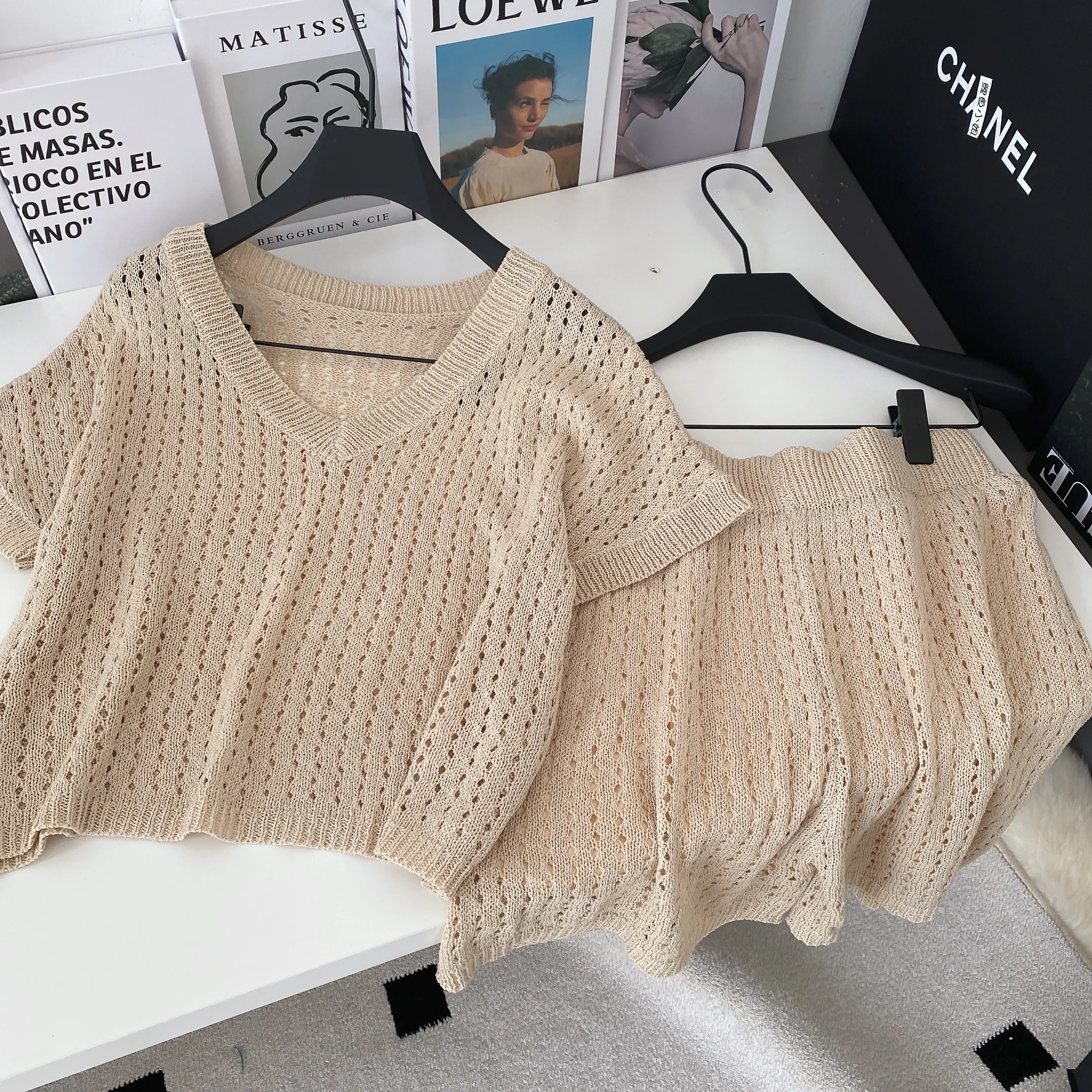 

Clothland Women Elegant Knitwear Blouse Shorts Suit V Neck Loose Shirt Mini Shorts Summer Two Piece Set TA596