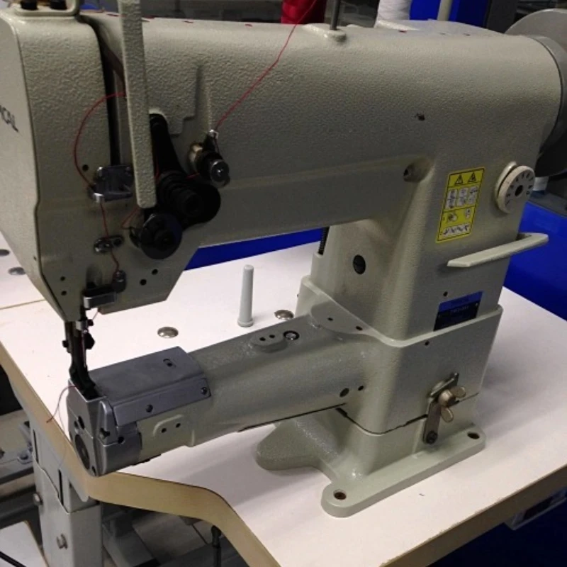 Cylinder type comprehensive feeding large rotary shuttle sewing machine luggage leather high head