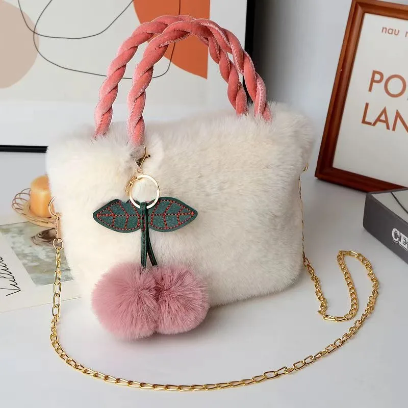 

New Fashion Women Handbags Winter Furry Ladies Soft Plush Clutch Purse Shoulder Bags Fashion Female Cherry Pendant Messenger Bag
