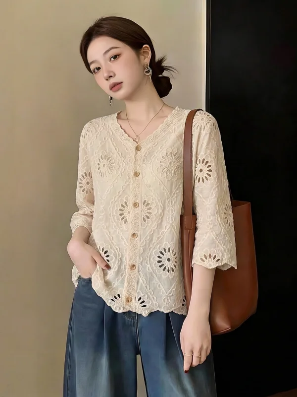 

Women's Bohemian Style Hollow out V-Neck Shirt Summer New plus Size Korean Version Loose Fit Short Sleeve Office Wear