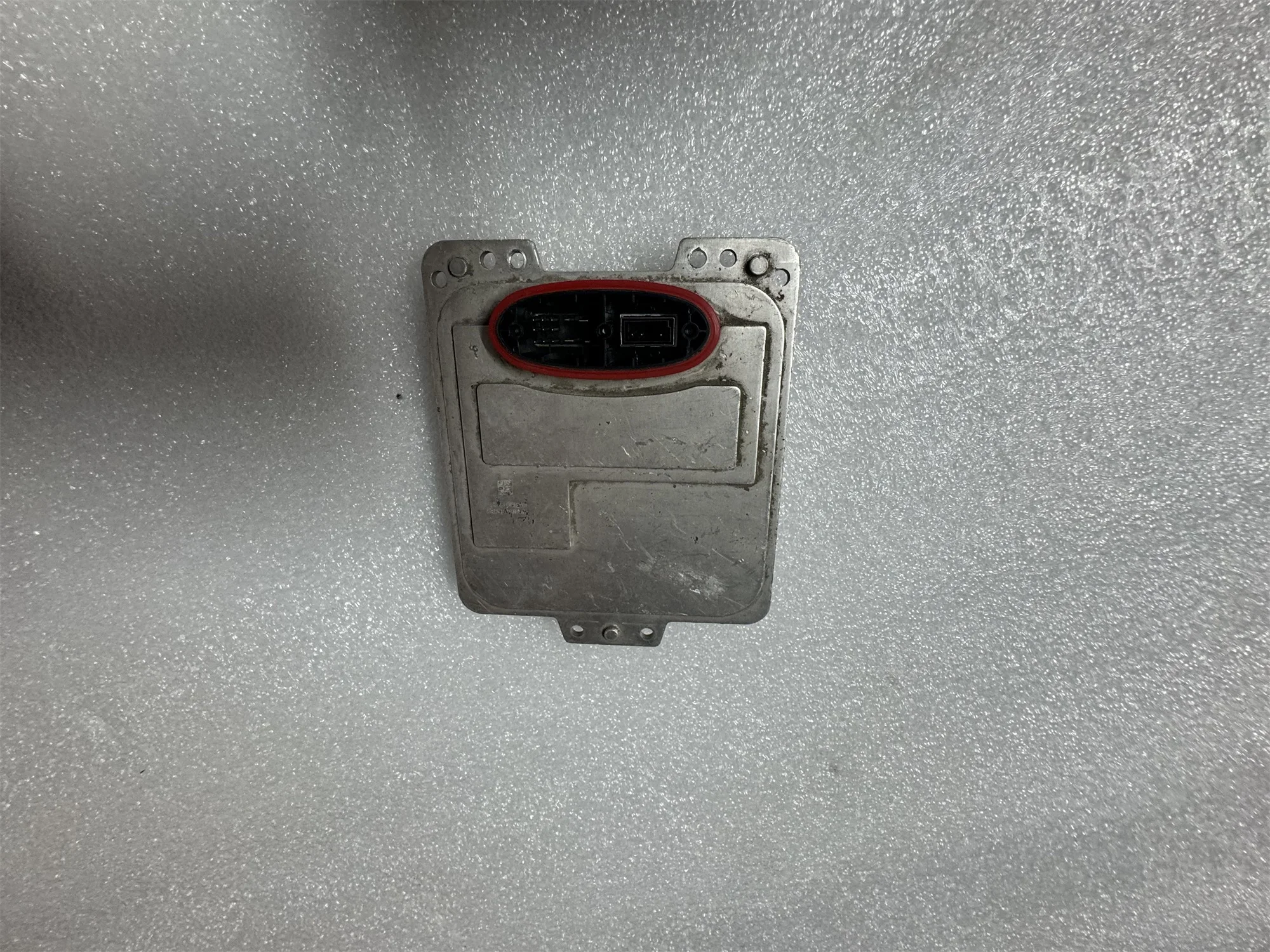 

Factory Hot Selling 5DC009060-41 7P5.907.381. C HID Ballast Xenon Headlight Control Module Unit 7P5907381C Is Suitable For Cayen