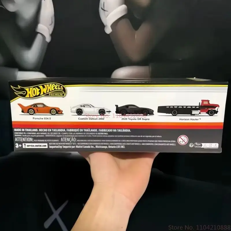 حار جديد بيع حقيقية Hot Wheels Gmh39 مجموعة كلاسيكية من أربعة صناديق هدايا عالية الجودة لهدايا عيد ميلاد مرآب السيارات