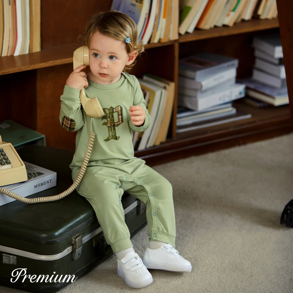 

Comfortable Baby Green Long-Sleeve Bodysuit - Soft Cotton One-Piece Romper