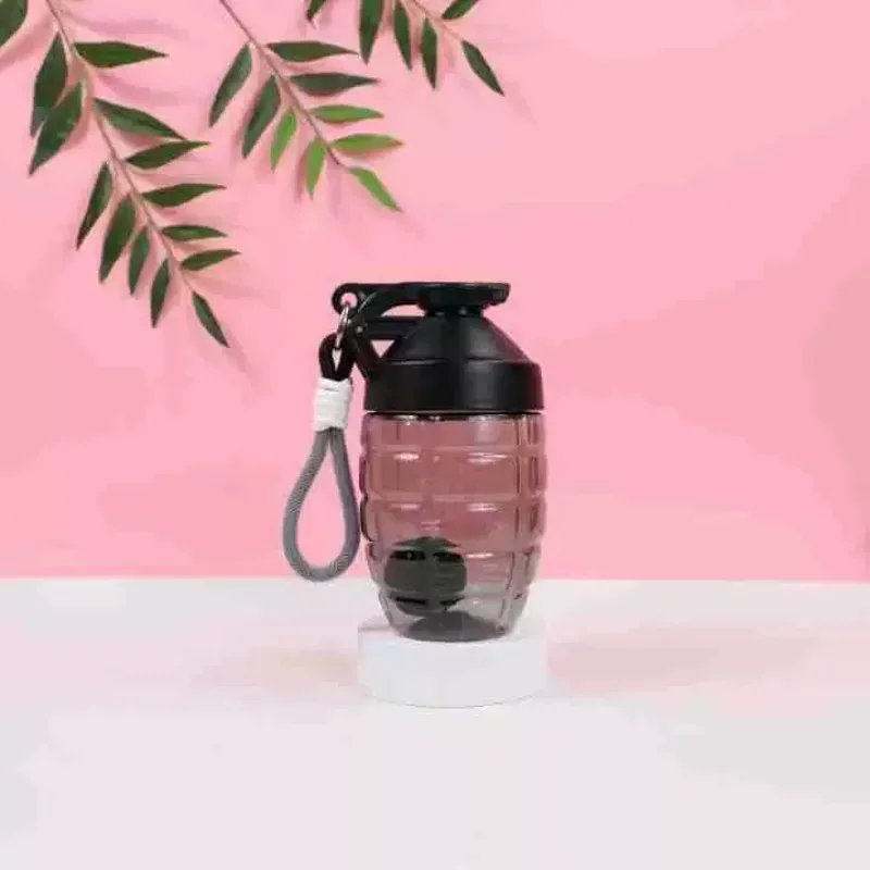 600ml Fitness zabawna sportowa butelka na wodę moda proste kubki z shakerem odżywka w proszku odżywka o dużej pojemności kubek do mieszania koktajli mlecznych