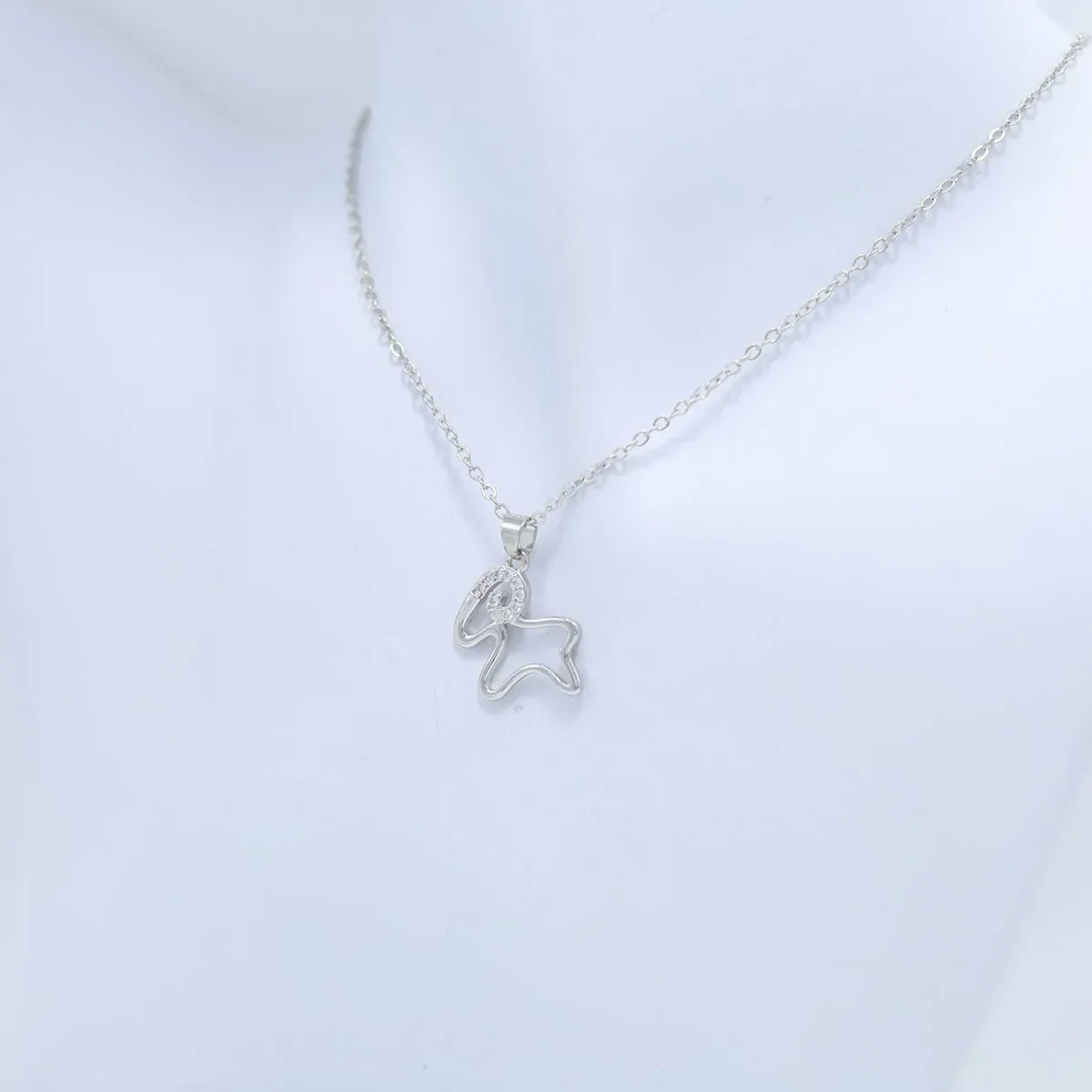 Hot Sale Lovers' Metal Alloy Bull Terrier Necklaces Women's Jewelry Dog Shaped  Drop Shipping