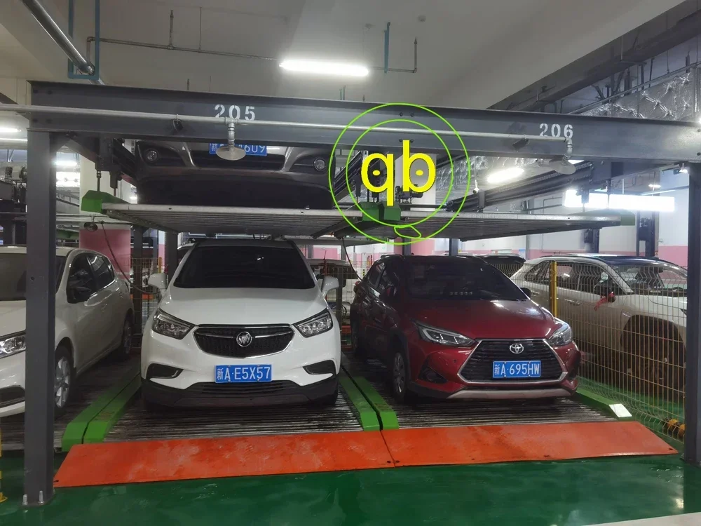 Plc コントロール パネルは、便利な多層駐車装置プラットフォーム ガレージへの簡単なアクセスを実行します
