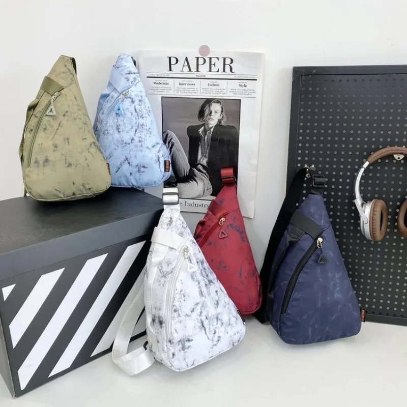 

Unique Glamorous Handbag One Shoulder Office Commuting Work Trip Exquisite Fashionable Chic Effortless Dainty Elegant