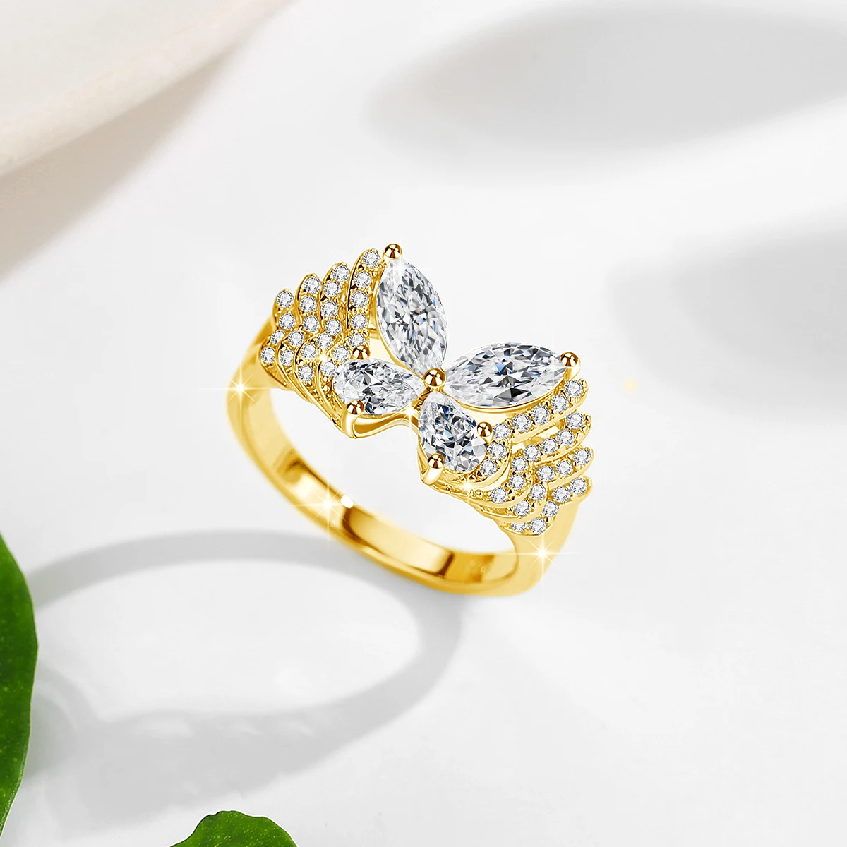 Luxuriöser Schmetterlingsring aus 925er Sterlingsilber für Damen, funkelnder D VVS Moissanit-Verlobungs- und Ehering, edles Schmuckgeschenk – Detail 6