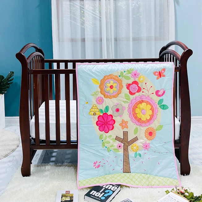 very cheep high quality on sale baby quilt/comforter/duvet blanket cute cartoon design warm hot sale new born infant mattress