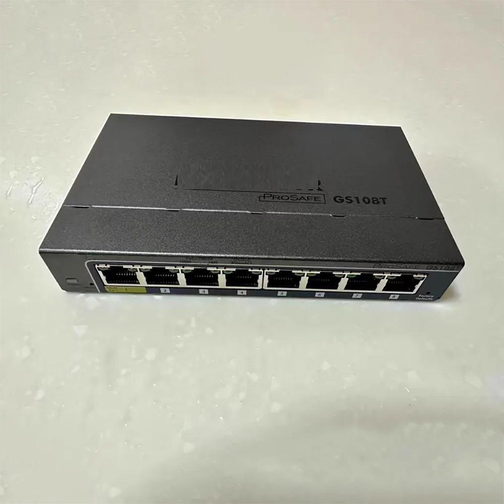 Per switch Gigabit a 8 porte Netgear GS108T V2