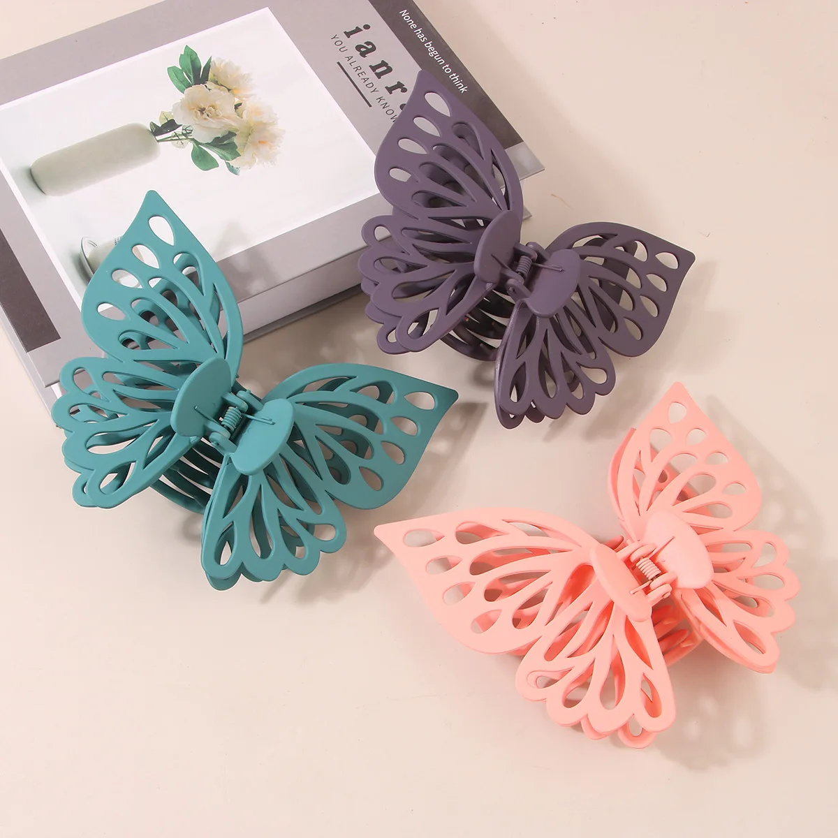 New Korean Large Double-Layer Hollow Butterfly Barrettes Temperament Shark Clip Frosted High Sense Hair Claw Headdress