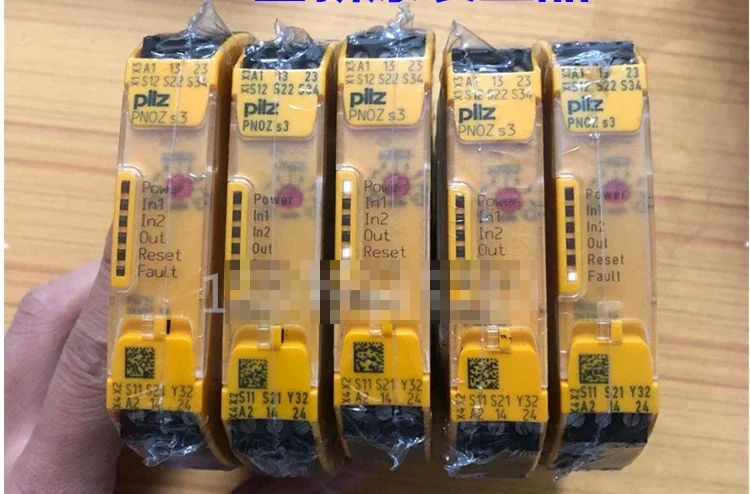 

1шт PILZ Pilz Реле безопасности PNOZ S3 24VDC 2n o 750103 751103