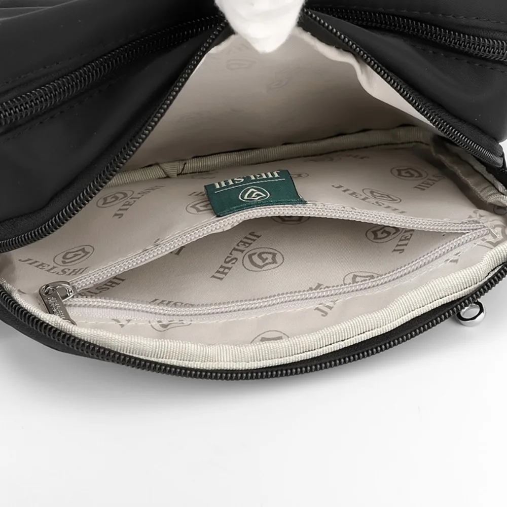 حقيبة كروس من قماش أكسفورد خفيفة الوزن من النايلون بسعة كبيرة حقيبة كتف كاجوال مقاومة للماء حقيبة يد مربعة صغيرة