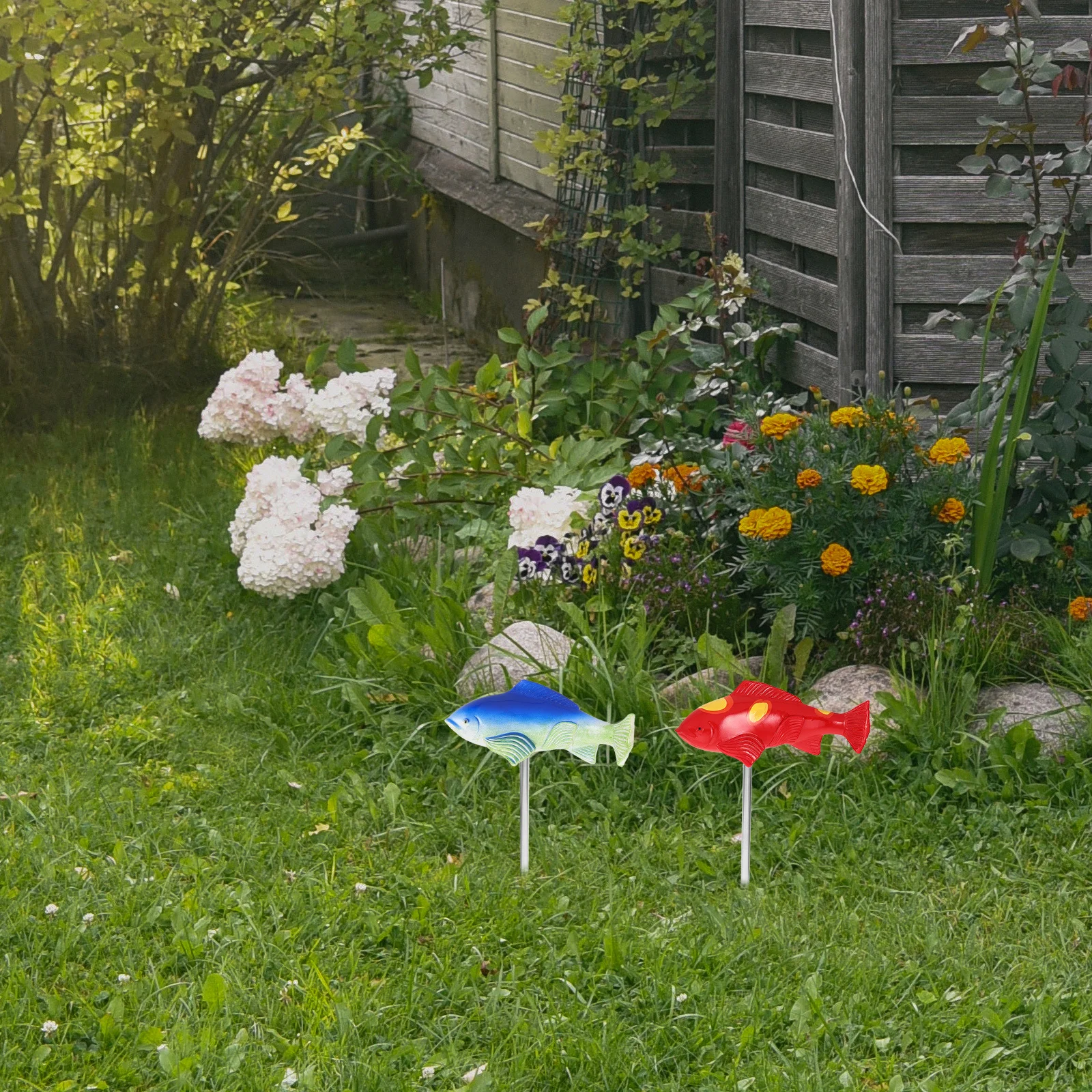 

2Pcs Decorative Koi Lawn Inserts Resin Garden Stakes for Outdoor Spaces Elegant Fish Yard Decor Sculpture Set Fish Stake