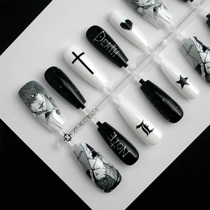 

Yagami Light Black White Simple Heart Cross Logo Fake Nails Creative Heart Manga Style Nail Accessories Ballerina False Nails