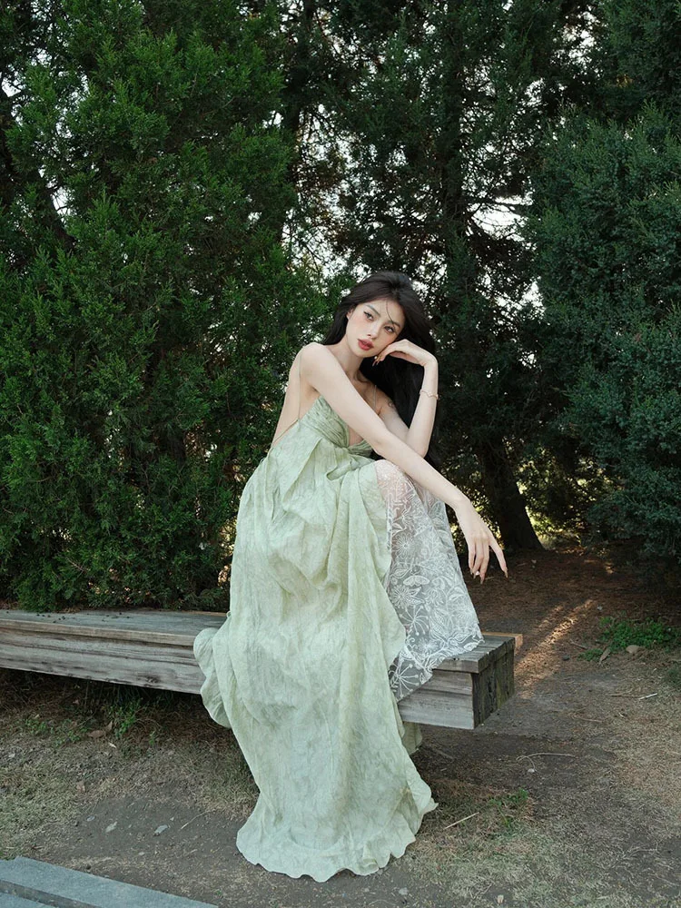 Francuski styl niszowy wykwintna zielona sukienka z dekoltem w szpic damska letnia wakacje na plaży seksowna długa sukienka bez pleców