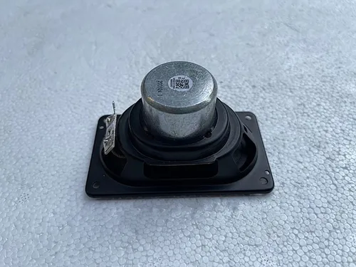 Imagen 2 del producto Para jbl CHARGE5 reparación rectangular altavoz de repuesto imán de neodimio 93*53mm 3 ohmios 15W