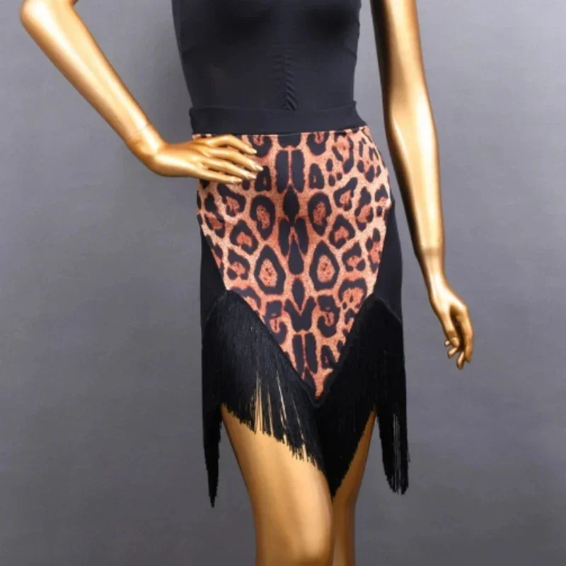 

Fashion Women Dance Costume Stage Performance Costume Adult Lating Dance Contrast Color Dress Tight Sexy Tassel Skirt