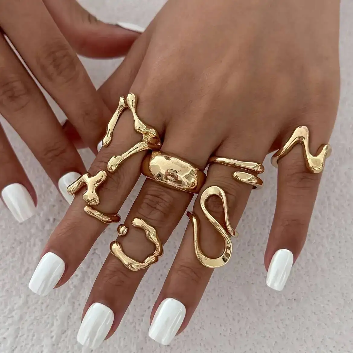 

SHIXIN 7 Pcs New Trendy Glossy Irregular Open Rings Set For Women Punk Geometric Gold Color Knuckle Joint Rings Party Jewelry