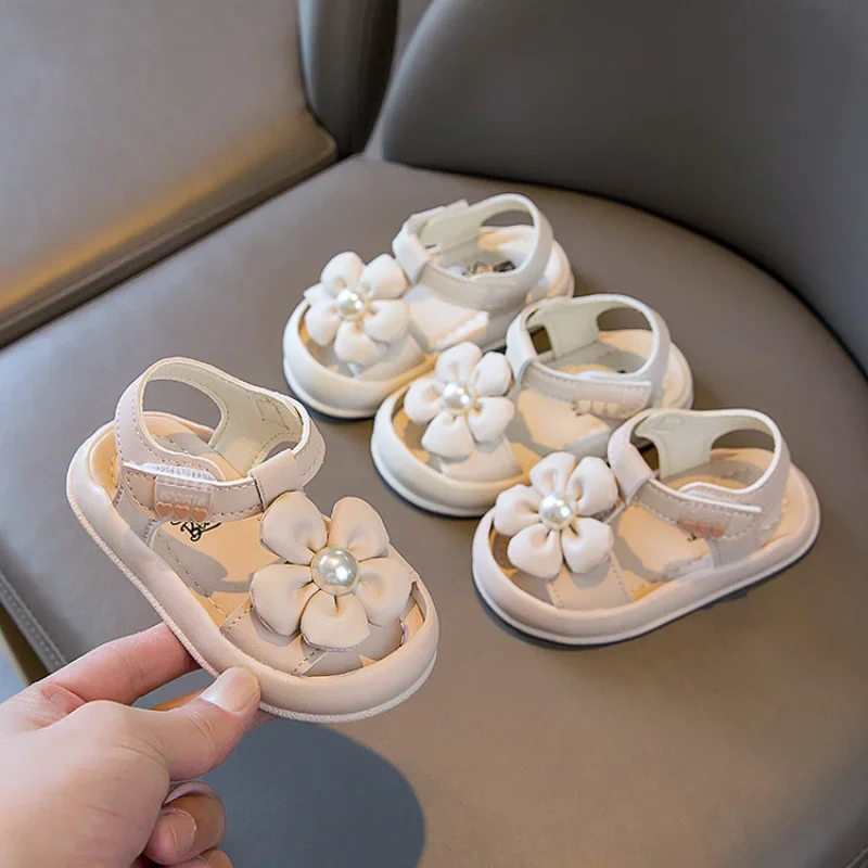 2023 Summer Baby Sandals Cute Flower Pearl Soft Princess Girls Shoes Kids Beach Sandals Non-slip Comfortable Baby Toddler Shoes