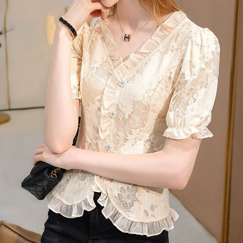 Black Lace Patchwork Short Blouse Short Sleeve V Neck Irregular Elegant Shirt Tops Vintage Temperament Women Clothing Summer New