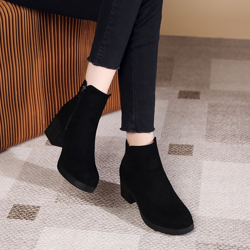 Neue Damen-Stiefeletten mit hohem Absatz, elegante runde Zehenpartie, modisch und vielseitig, warme Wintermode-Stiefel 2025 – Detail 13