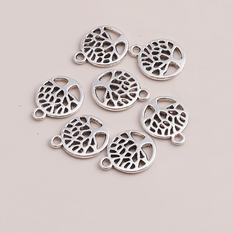 50 stücke Kleine Hohle Life Baum DIY Anhänger Halsketten Vintage Antike Silber Farbe Bäume Bezaubert Machen Schmuck 13x13mm Zubehör