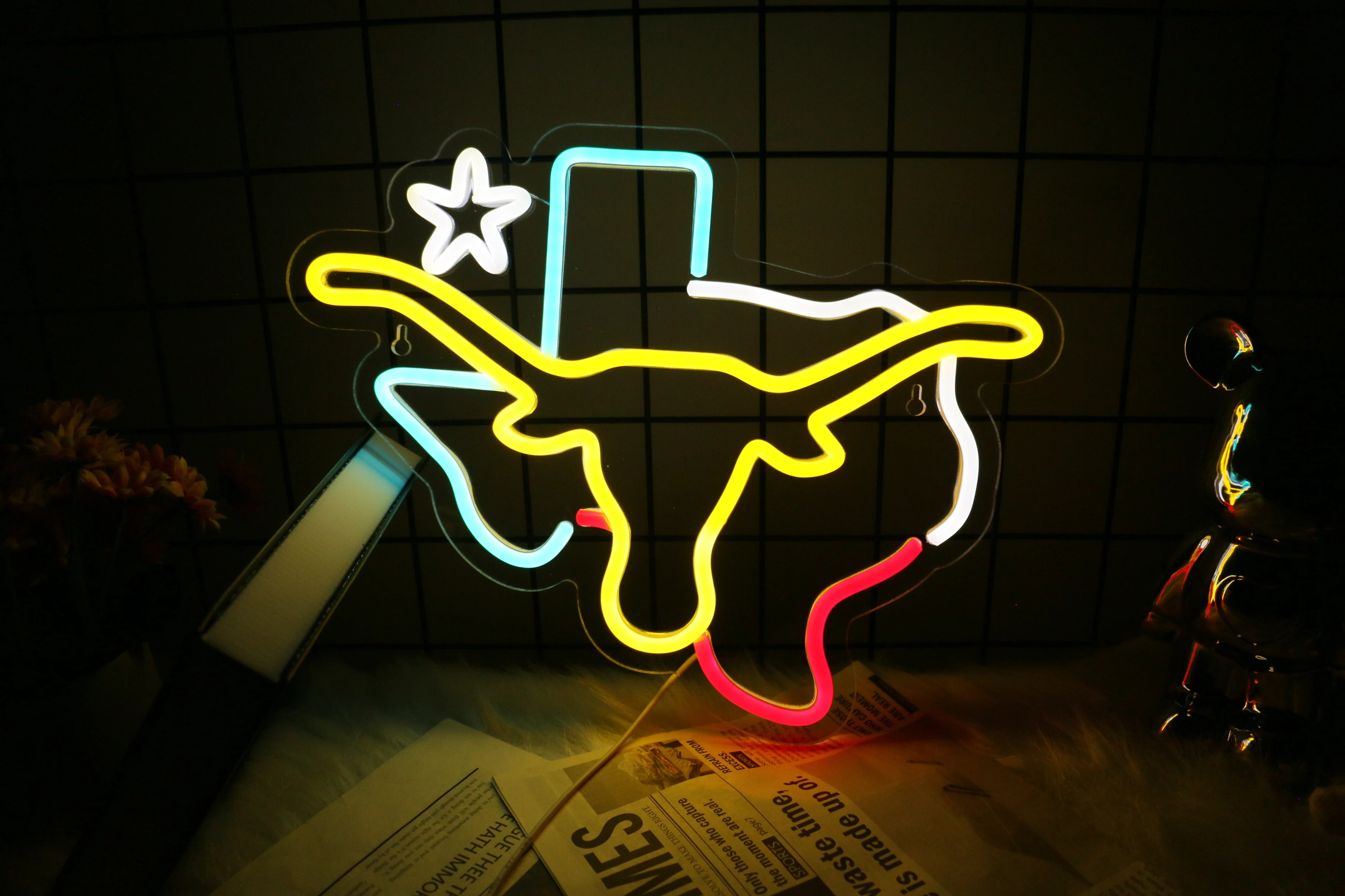 

UponRay Longhorn Neon Sign for Wall Decor USB Powered Hanging Neon Sign for Game Room Man Cave Bar Western LED Light