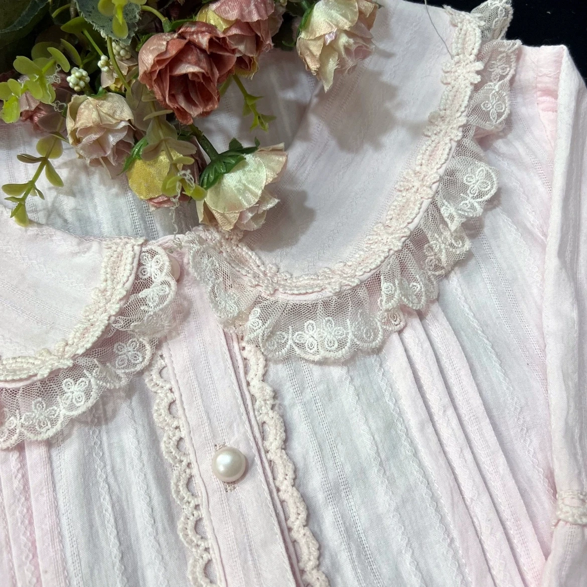 ピーターパンカラー長袖スイートロリータブラウス レディース キュートレースボウシャツ カワイイガール コットンコスプレカジュアルロリータ服 90年代