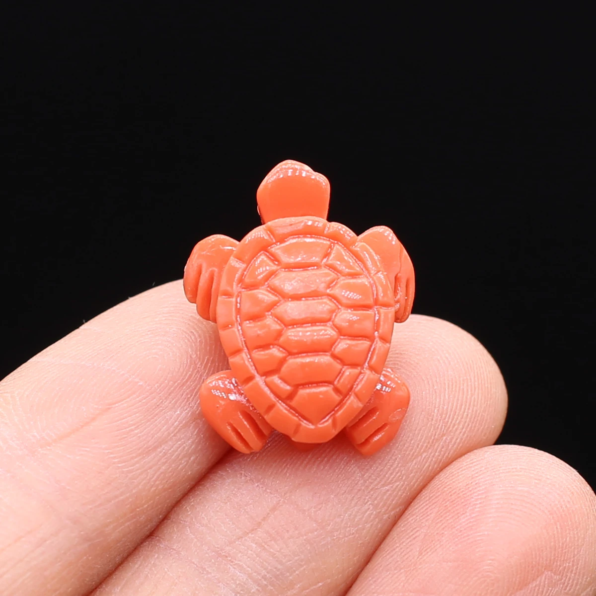 Resin Turtle SynthesisCoral Beads 20mm Carved Coral Loose Spacer Bead for DIY Necklace Bracelet Making Jewelry Accessories 10pcs