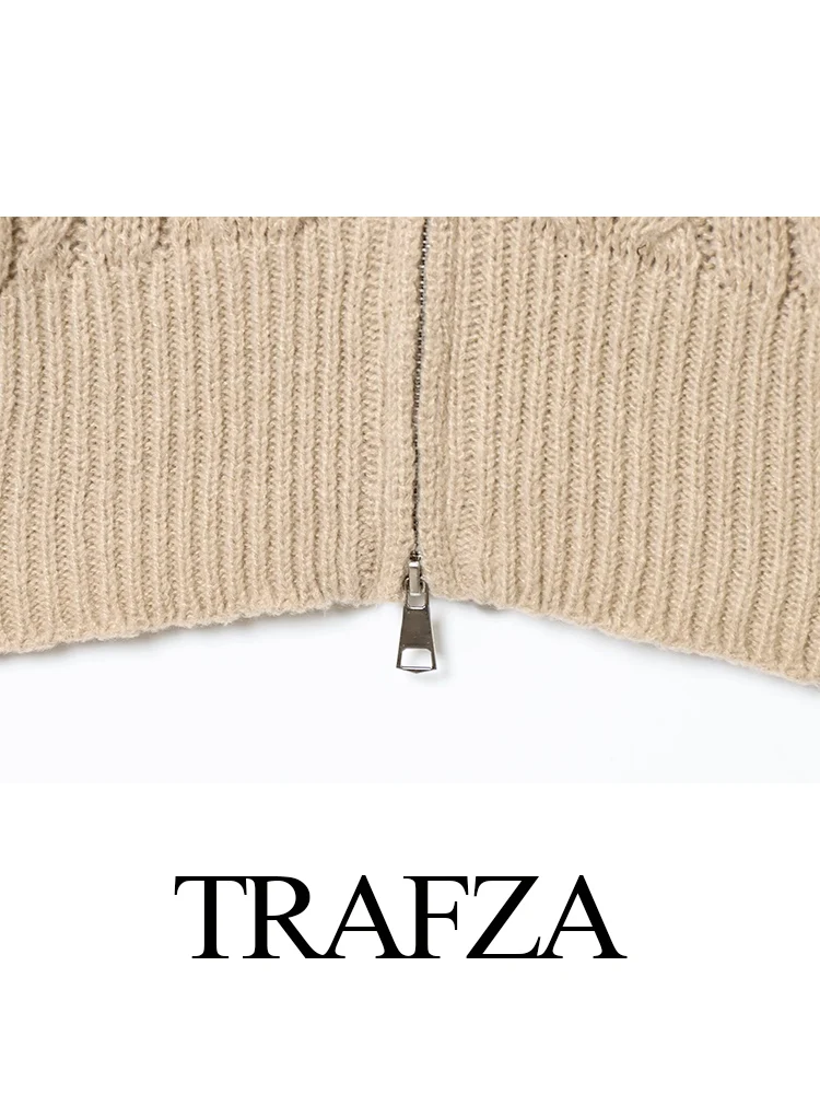 

HH 2025 Female Autumn Causal Zipper Stand-collar Twist Knitted Cardigan Women's Solid Fashion Vintage Long Sleeves Sweater