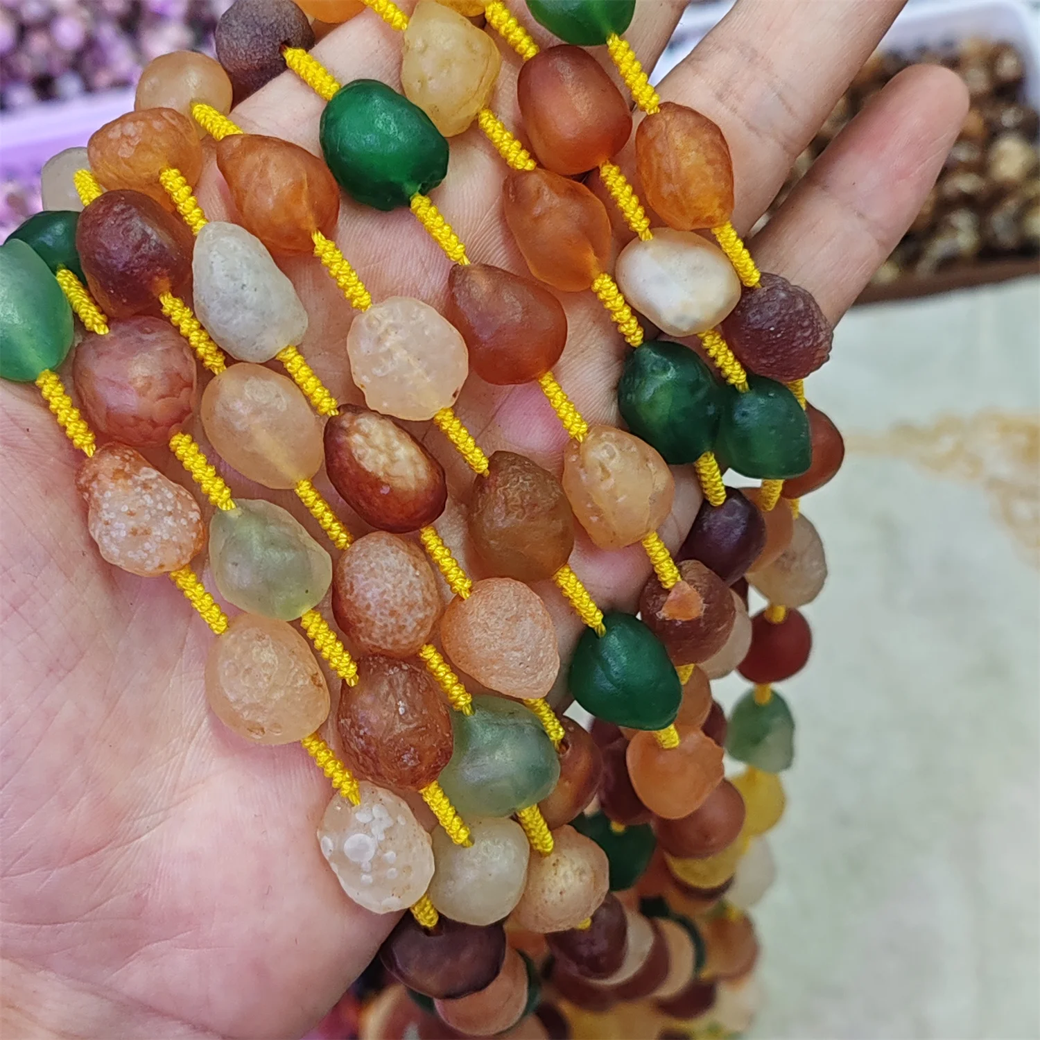 1pcs/lot Natural Sugar Heart Agate Beads Necklace Red yellow green Designer styles Multi-loop bracelet Sweater chains Accessory