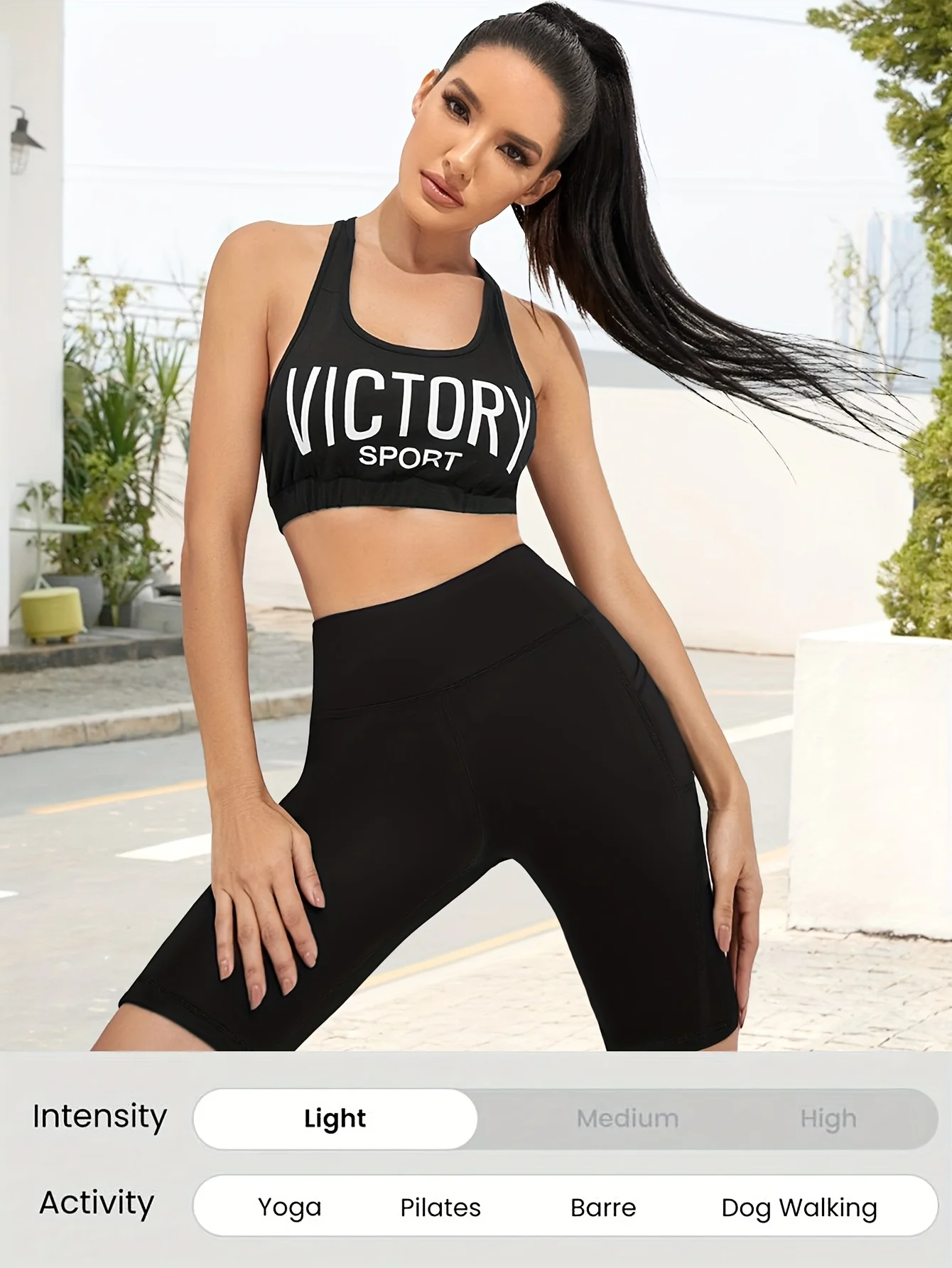 زوج واحد من شورت اليوغا عالي الخصر بجيب مزدوج، شورت مرن لرفع الورك بدون خياطة، وشورت للياقة البدنية للتحكم في البطن