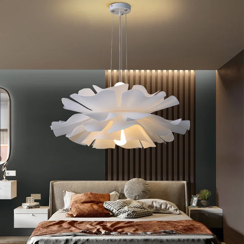 Ceiling Bedroom Lamp Simple Modern LED Warm Indoor Lighting Chandelier Nordic Design Petals Fixture Study Cloakroom Hanging Lamp