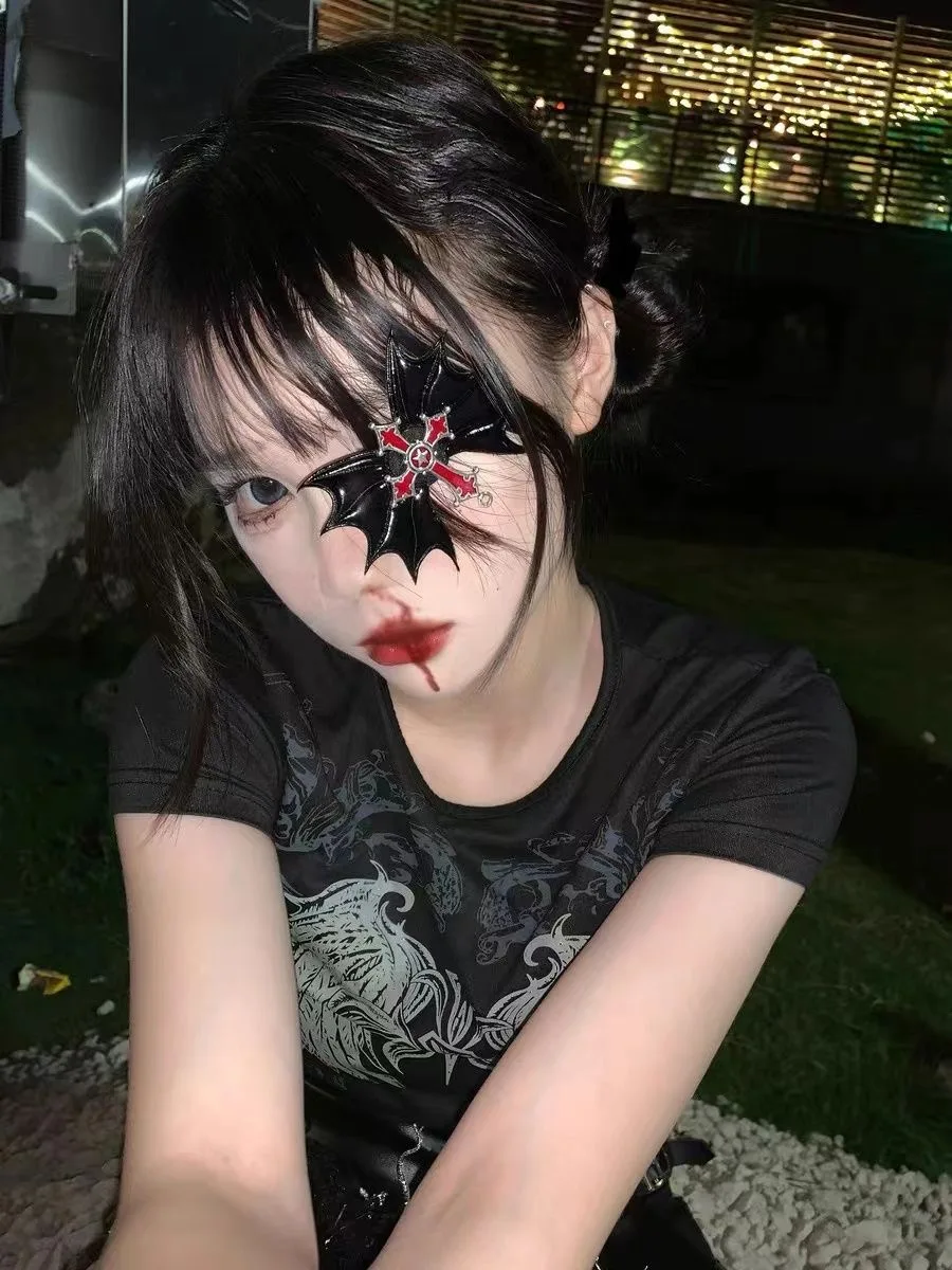 هالوين الأسود الخفافيش الأحمر الصليب دبوس الشعر Y2k لوليتا القوطية موضة الشرير مقاطع الشعر إكسسوارات الشعر هدايا الديكور