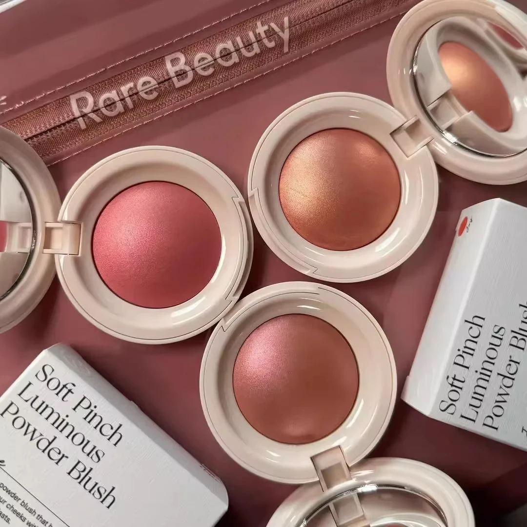 رائج نادر بيوتي هابي هوب جوي أ - مراجعة Rare Beauty Makeup Highlighter وسعره