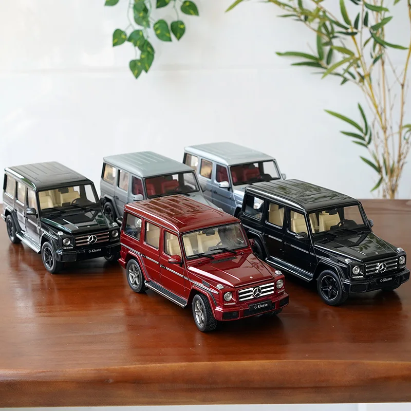 

Оригинальная масштабная модель 1:18 от Iscale, G-CLASS G500, G-KLASSE, под давлением модель для коллекции и демонстрации