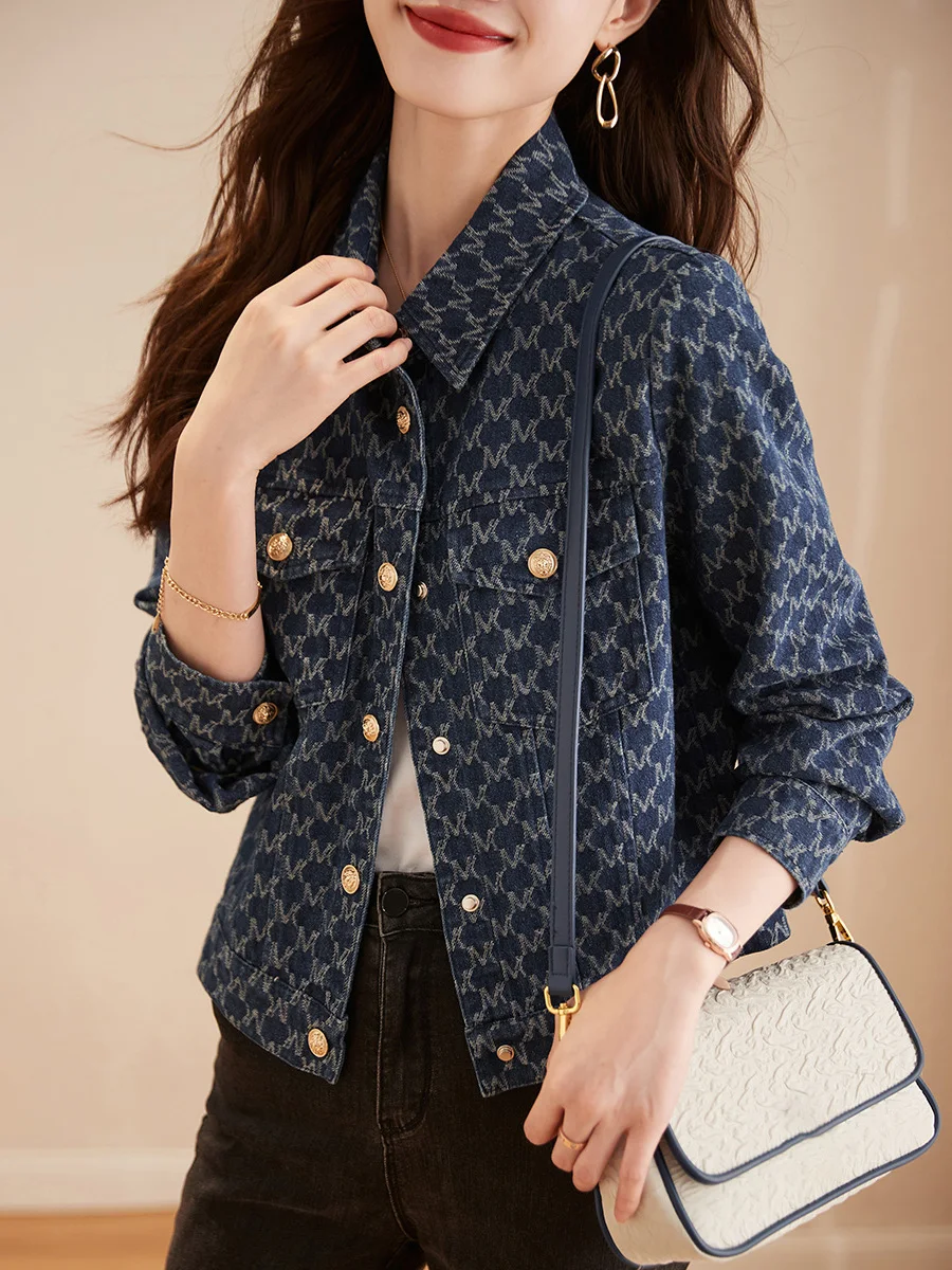 Jaqueta de Denim com Bordado E para Mulheres, Manga Longa, com Bolso, Casaco Curto Estiloso para Outono, Estilo Casual...